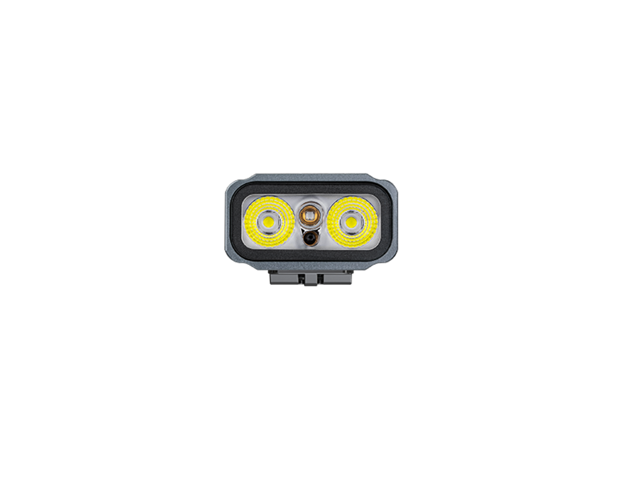 Fenix E06R (700 lumens)
