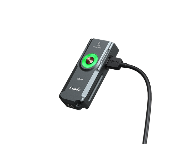 Fenix E06R (700 lumens)
